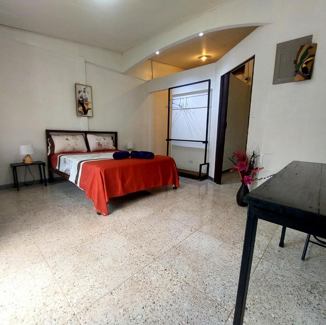 Il Padrino * Puerto Jiménez